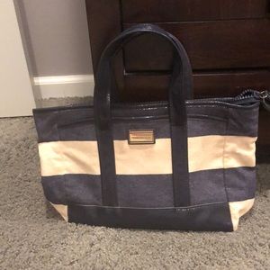 Adorable Tommy Hilfiger Bag, Gently Used!!